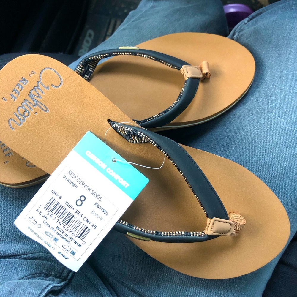 Cushion Sandals brand new